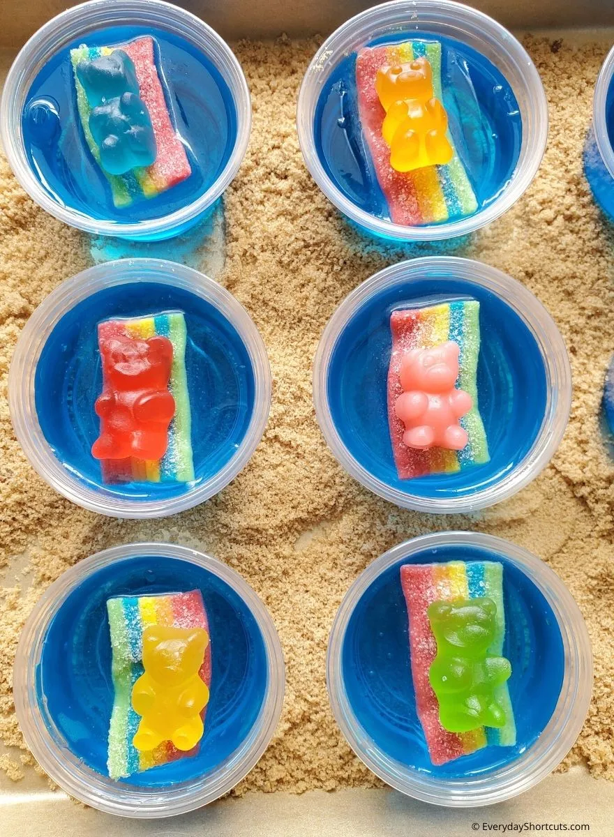 Beach Party Jello Shots - Everyday Shortcuts