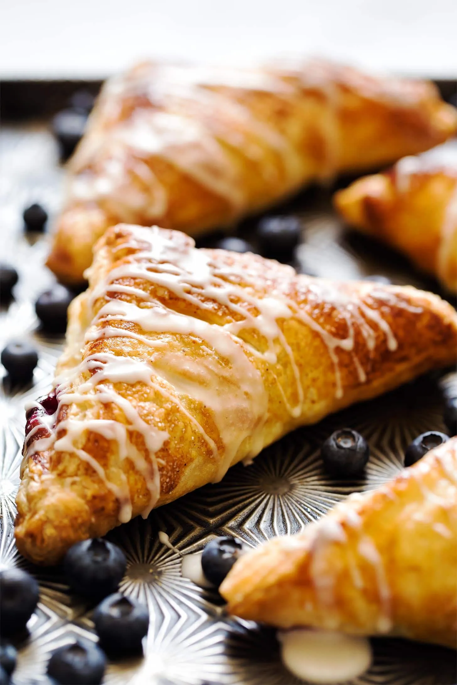 Blueberry Turnovers With Puff Pastry