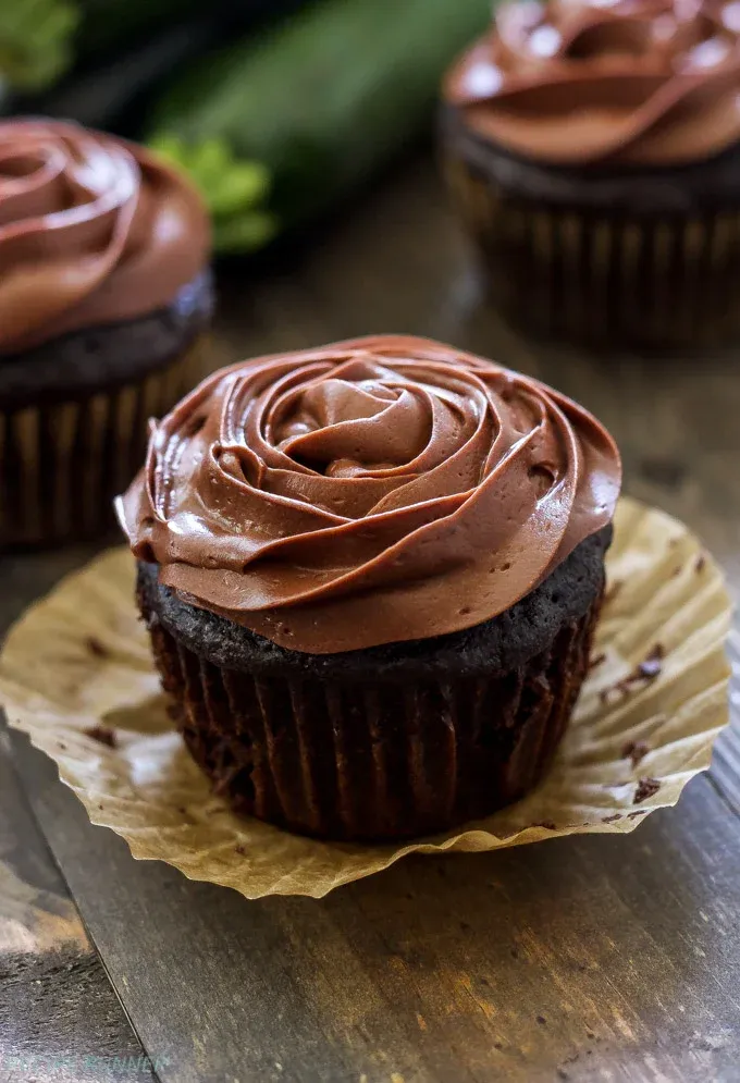 Skinny Chocolate Zucchini Cupcakes